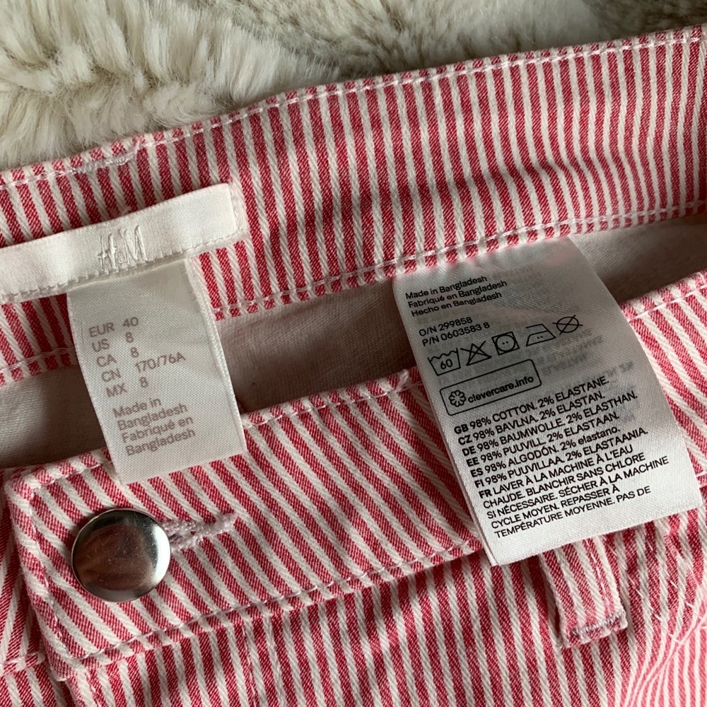 H&M High Waisted Red and White Striped Shorts - Picture 6 of 6